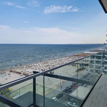 Queen Of The Sea- Endless Summer Mamaia Nord Apartment