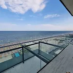 Apartment Queen Of The Sea- Endless Summer Mamaia Nord *