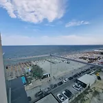 Apartment Queen Of The Sea- Endless Summer Mamaia Nord *