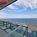 Queen Of The Sea- Endless Summer Mamaia Nord Apartment Navodari