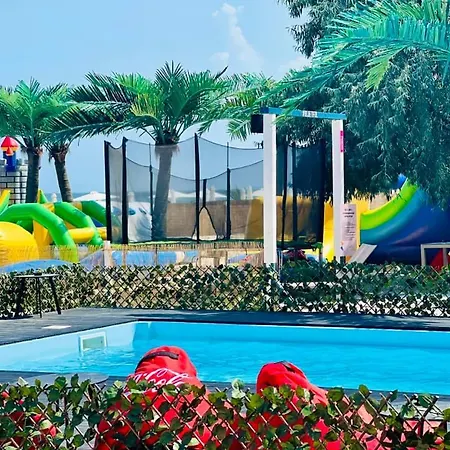 Queen Of The Sea- Endless Summer Mamaia Nord Apartamento Năvodari