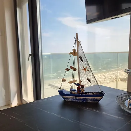 Queen Of The Sea- Endless Summer Mamaia Nord * Năvodari