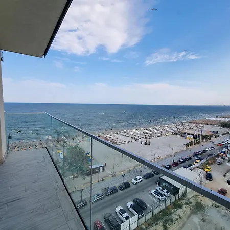 Queen Of The Sea- Endless Summer Mamaia Nord Apartment *